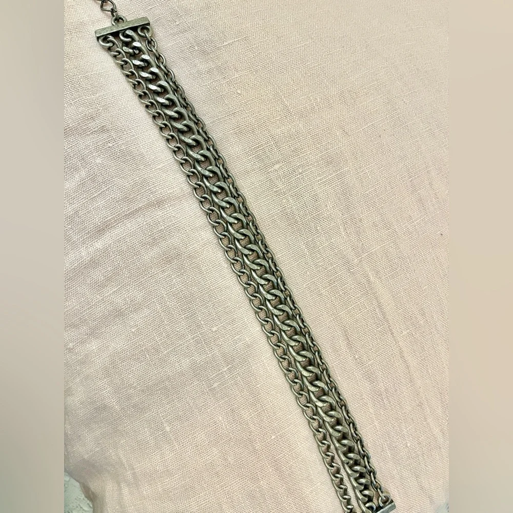 Thick silver three chain choker necklace - Picture 3 of 5